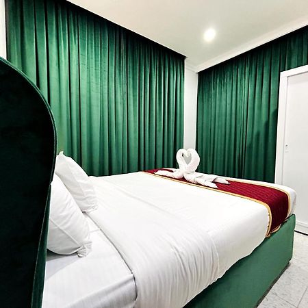 De Iris Regency Fahaheel Apartment Kuwait City ภายนอก รูปภาพ