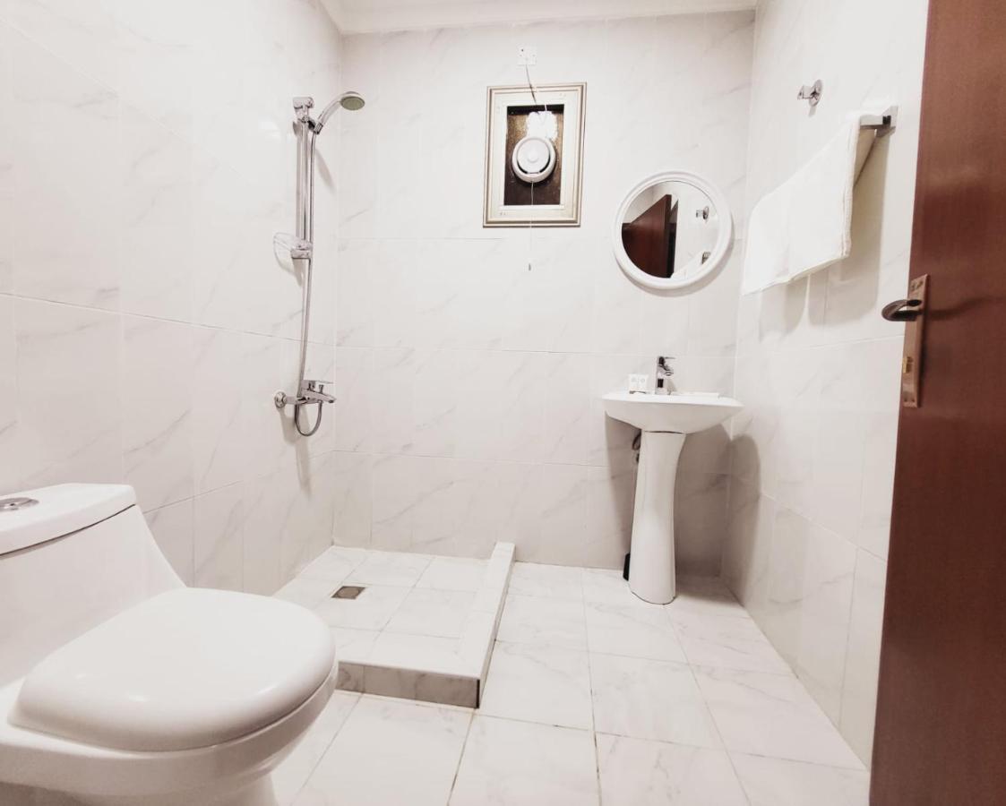 De Iris Regency Fahaheel Apartment Kuwait City ภายนอก รูปภาพ