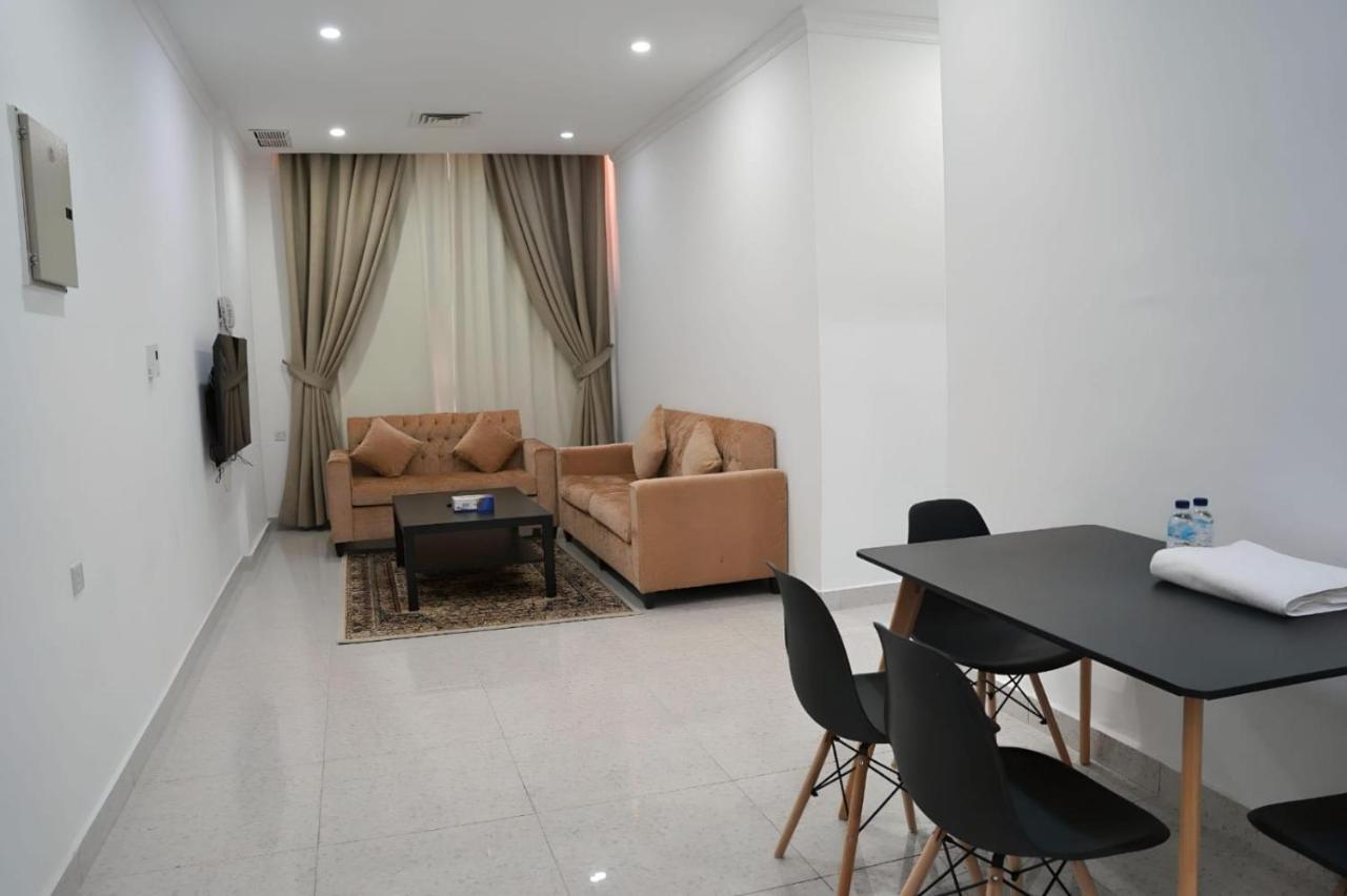De Iris Regency Fahaheel Apartment Kuwait City ภายนอก รูปภาพ