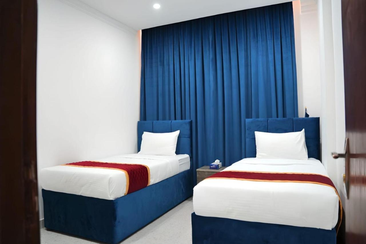 De Iris Regency Fahaheel Apartment Kuwait City ภายนอก รูปภาพ
