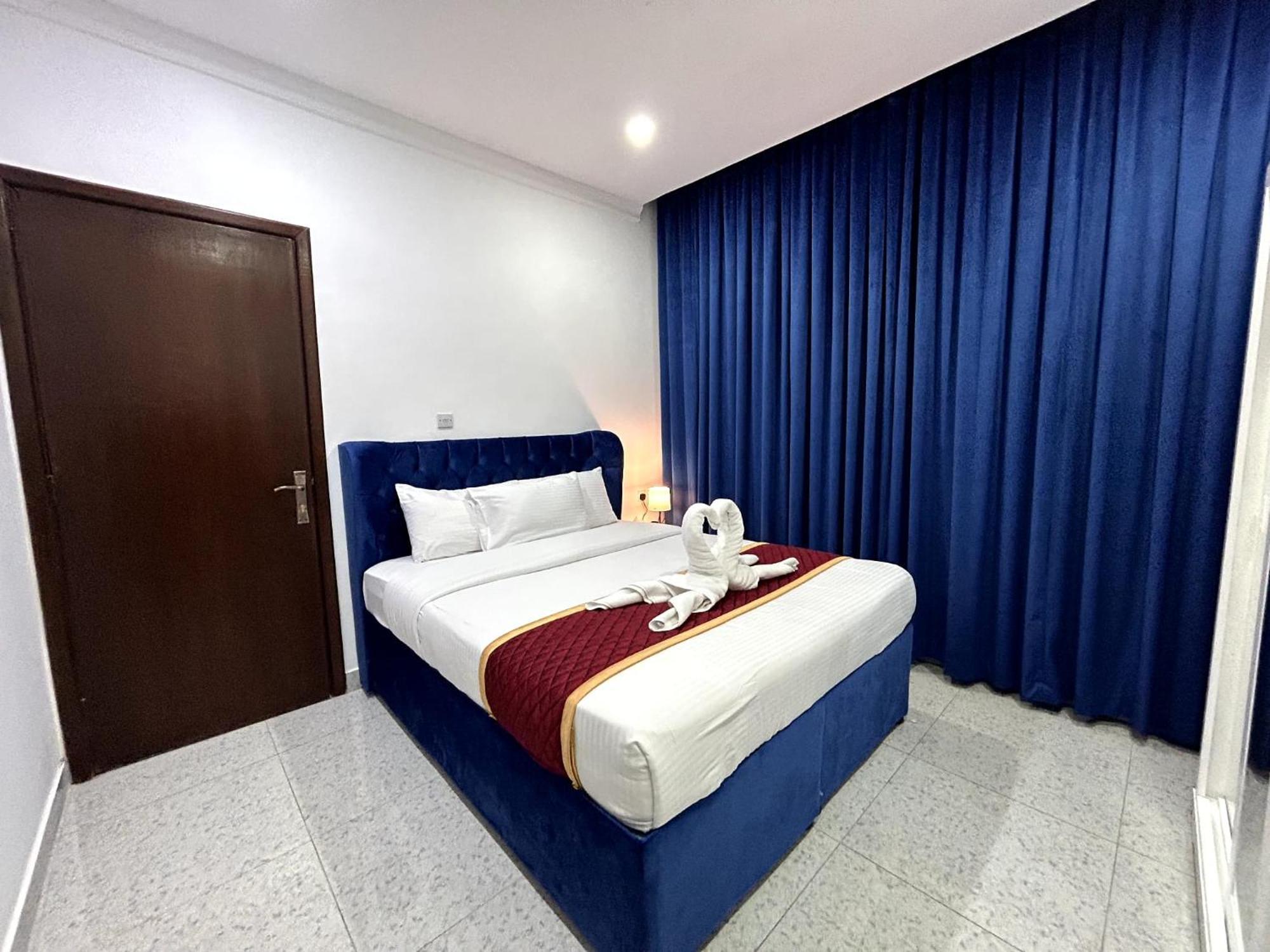 De Iris Regency Fahaheel Apartment Kuwait City ภายนอก รูปภาพ