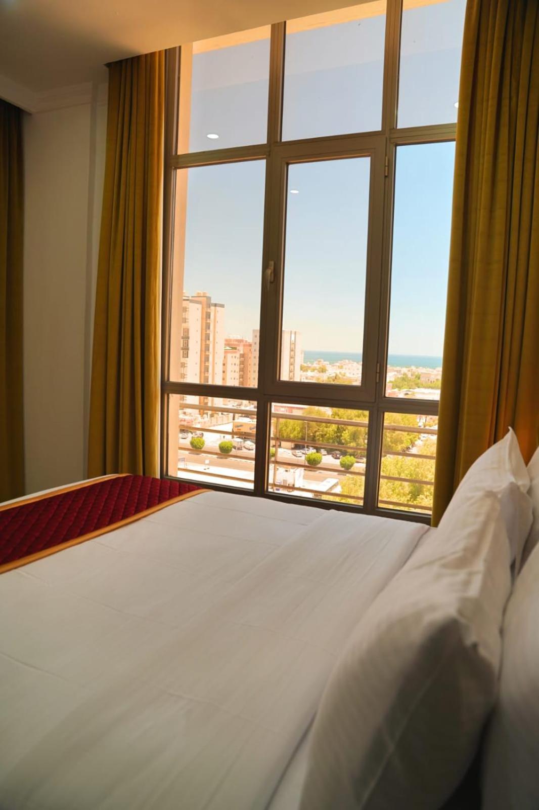 De Iris Regency Fahaheel Apartment Kuwait City ภายนอก รูปภาพ